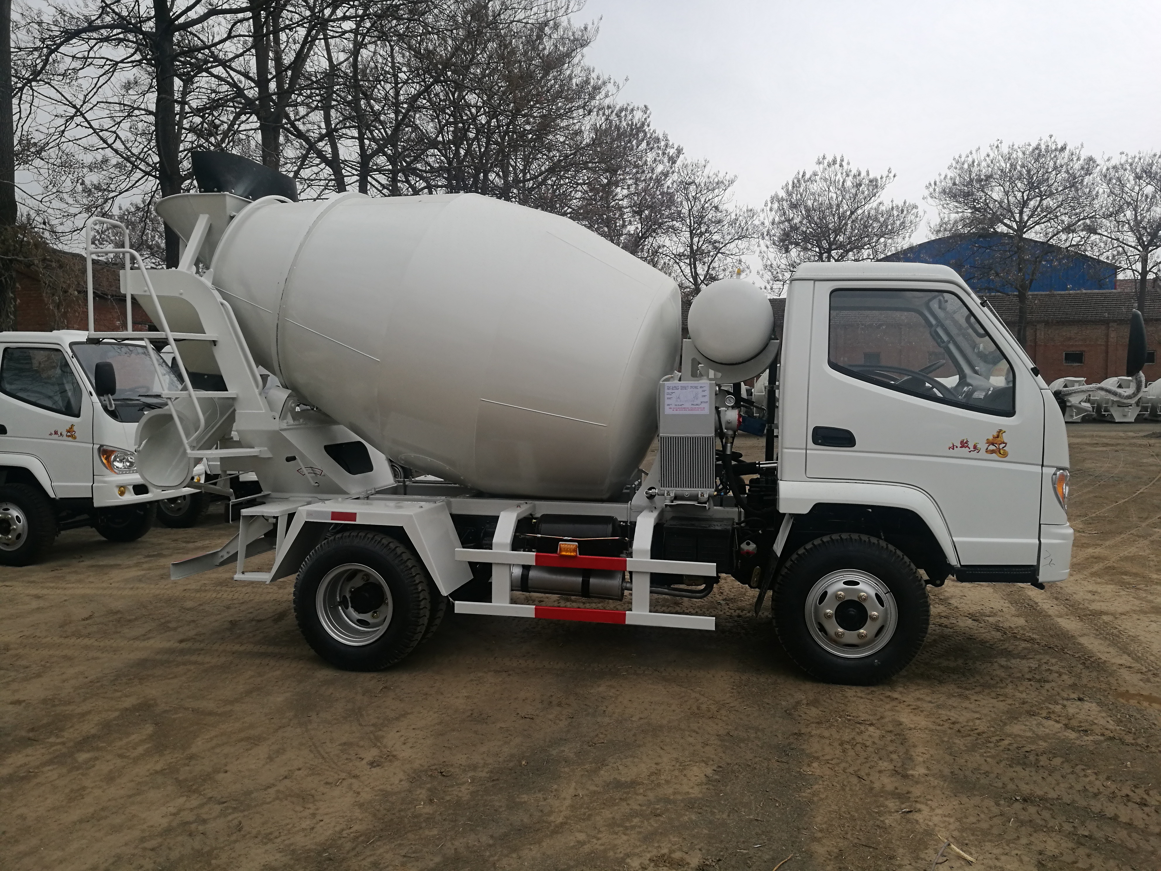 中國裝備制造大而不強 結構調整倒逼轉型   